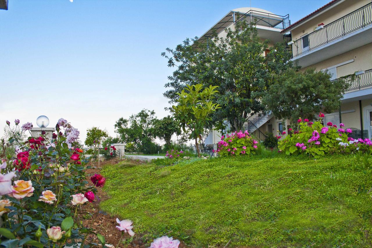 Alonia Studios & Maisonettes Tolón Dış mekan fotoğraf